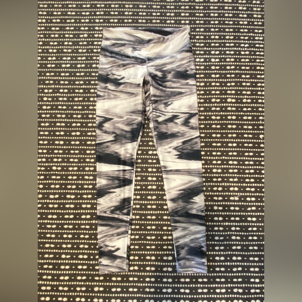 Danskin women’s small leggings